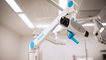 Orthopedics Manitowoc Knee Surgery Robot BayCare